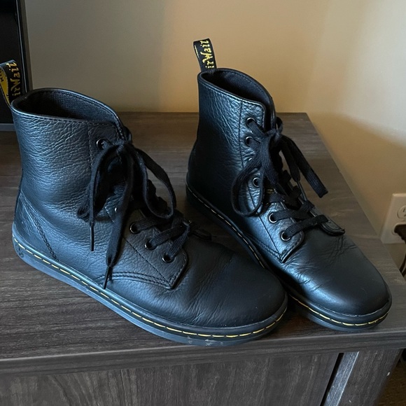 Doc Marten Boots - Picture 6 of 12